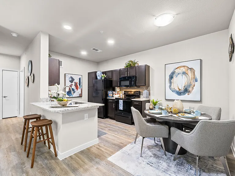 The Tennyson at Tomball — Photo 18
