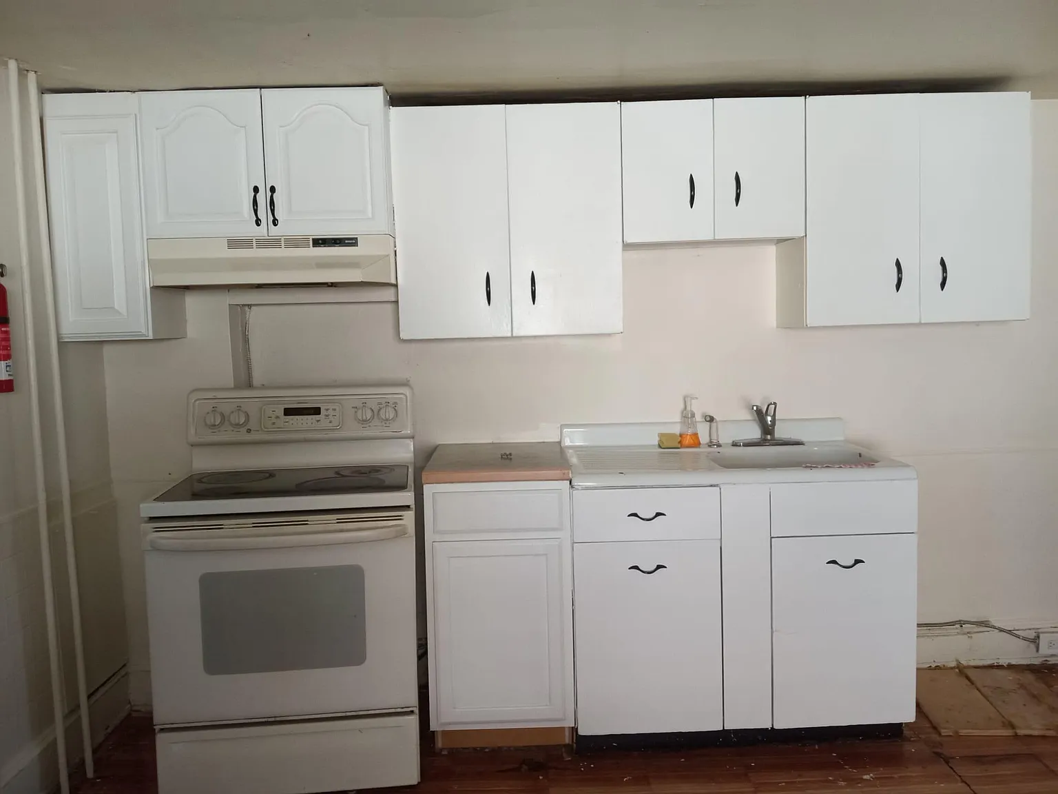 2 bed, 930 sqft, $950 — Photo 2