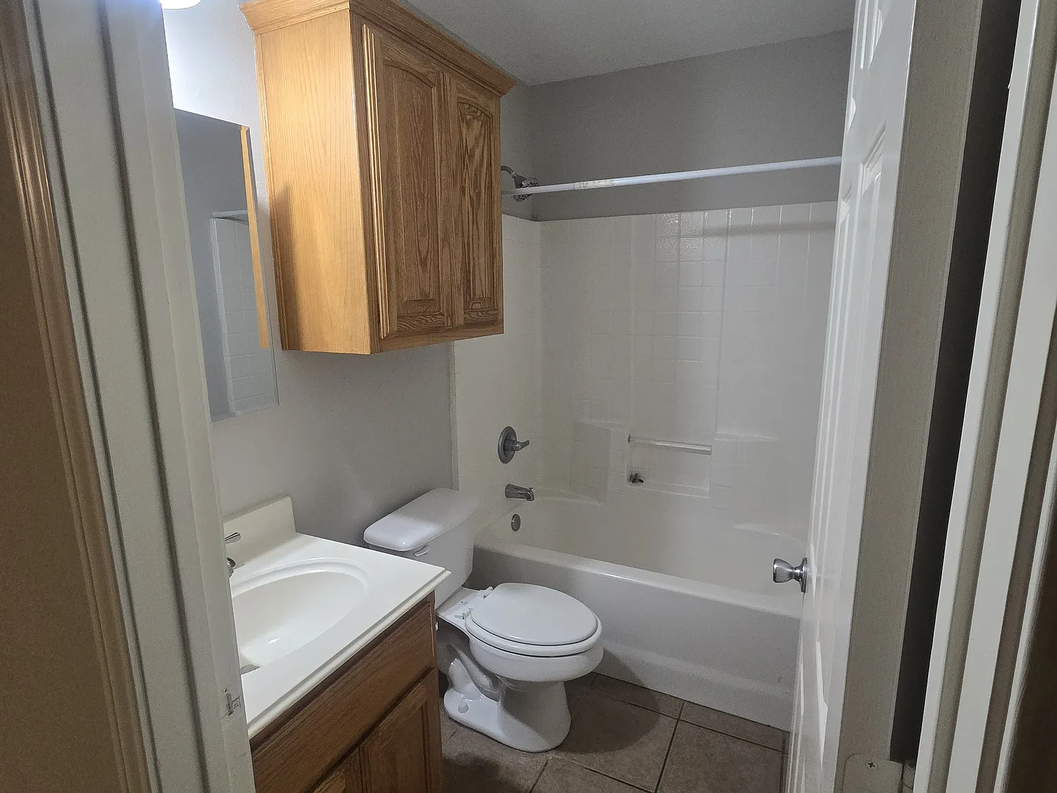 3 bed, 1368 sqft, $2,250 — Photo 4