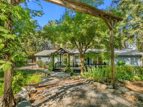 2920 Mace Rd, Camino, CA 95709