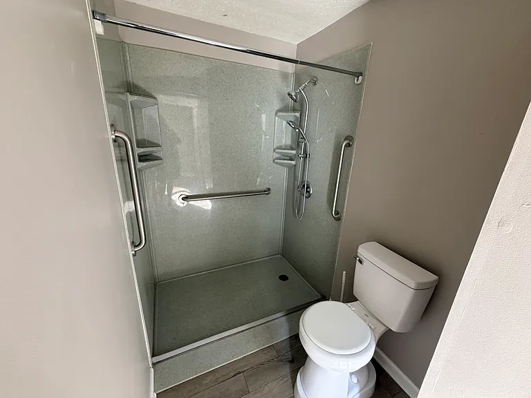 1307 E Market St #1 — Photo 19