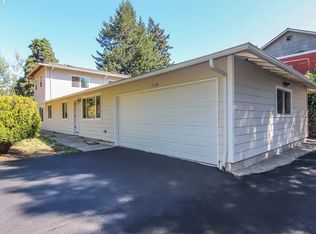 3939 SW Plum St, Portland, OR 97219