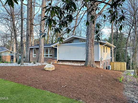 2nd image of 1124 Hardimont Rd