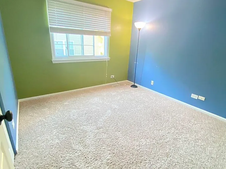 1213 Pennsbury Ln — Photo 16