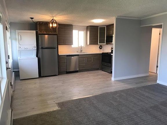 4th image of 10224 NE 62nd St