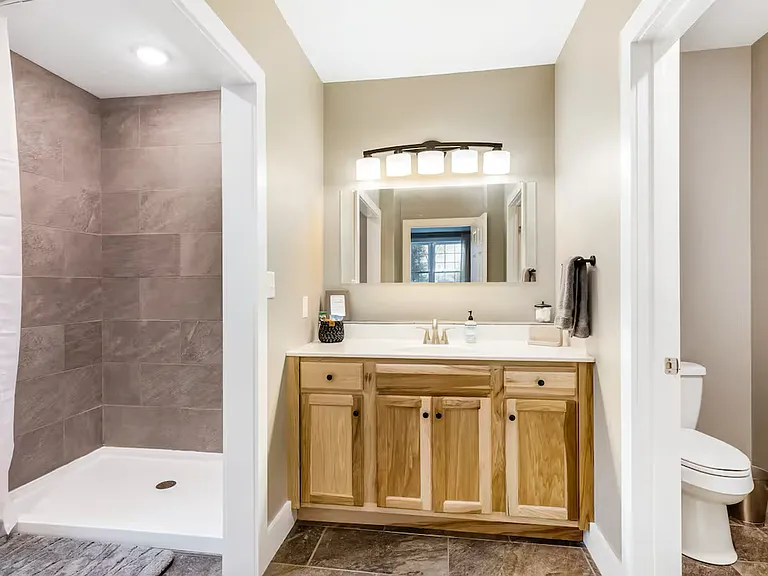 167 E Countryside Rd — Photo 21