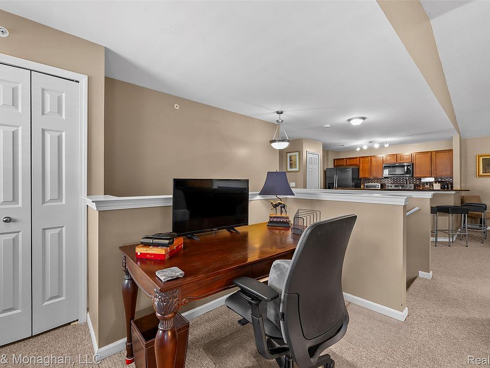 29782 Fox Run Cir, photo 6