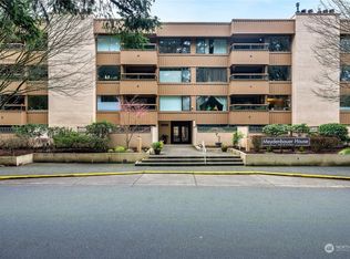 10101 SE 3rd St APT 302, Bellevue, WA