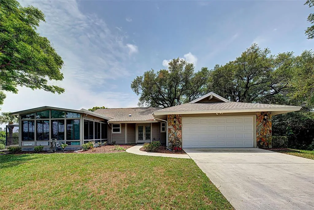 2 bed, 2.5 bath, 1683 sqft, $5,000 — Photo 1
