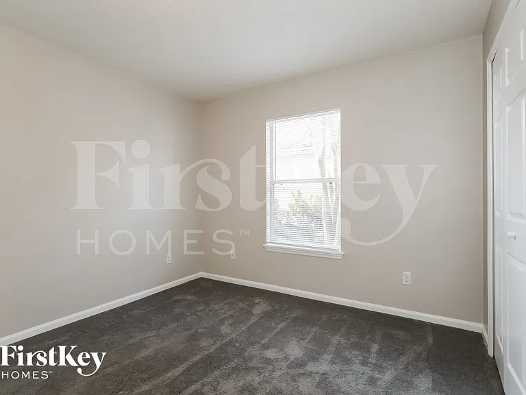 2089 W Lymington Way — Photo 14