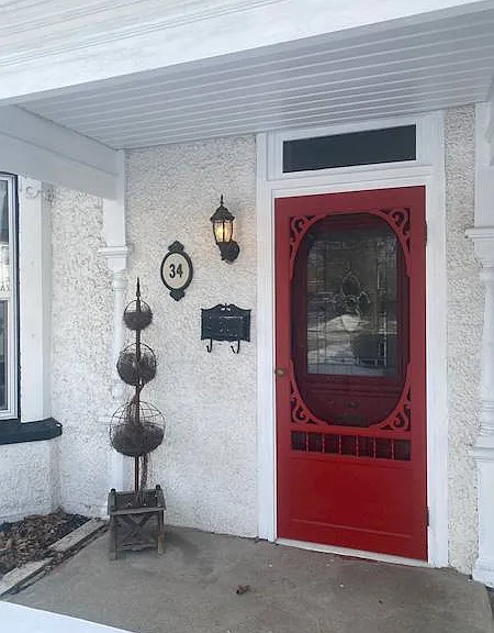 34 Chisholm St — Photo 23