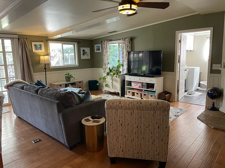 320 Magnolia Ave — Photo 6