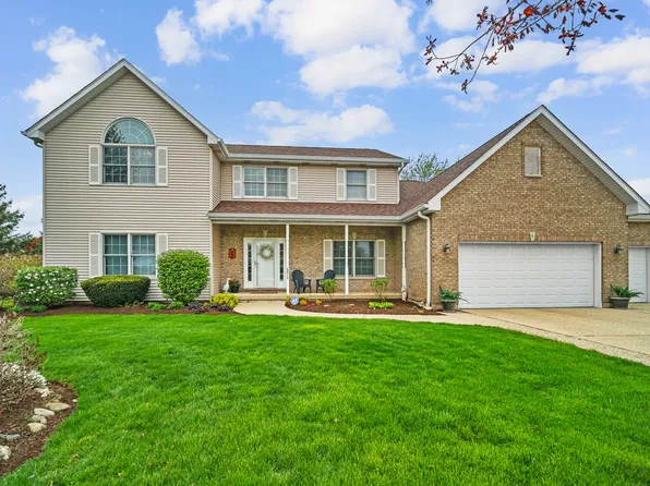6013 Briarwood Dr, McHenry, IL 60051