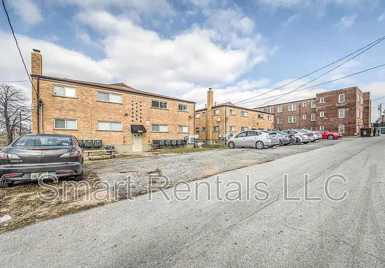 3844 Park Ave #6 — Photo 4