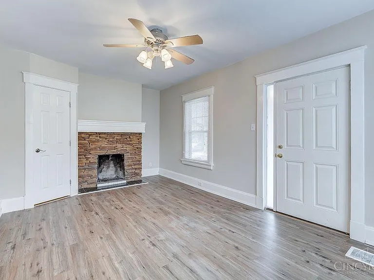 3167 Auten Ave — Photo 2