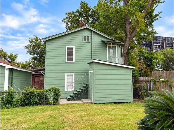 712 E 32nd St, Houston, TX 77022
