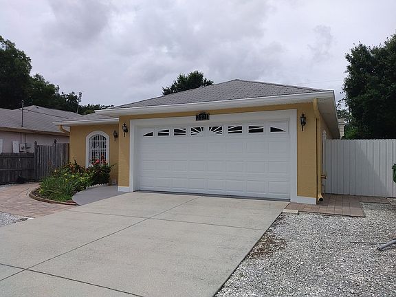 2nd image of 2271 Bahia Vista St