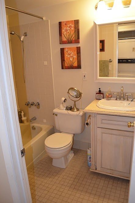 2nd image of 118 Union St APT 8B