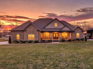 667 Pete Sain Rd, Manchester, TN 37355