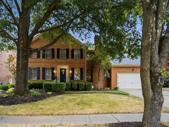 2173 Sallee Dr, Lexington, KY 40513