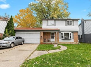 29740 Marshall St, Southfield, MI 48076