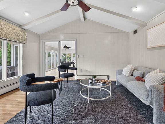 5th image of 17 Karlton Cir