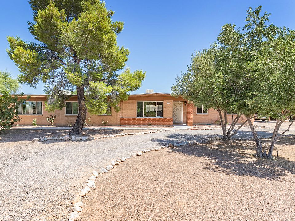 1st image of 1018 W Placita Camillia
