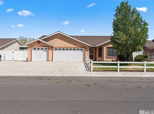 1343 White Bluffs Cir, Fernley, NV 89408