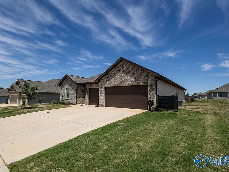 143 Sager Cir — Photo 6