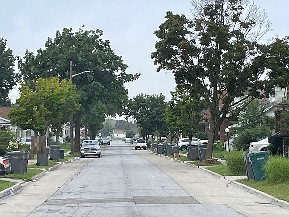 4th image of 4600 Chovin St