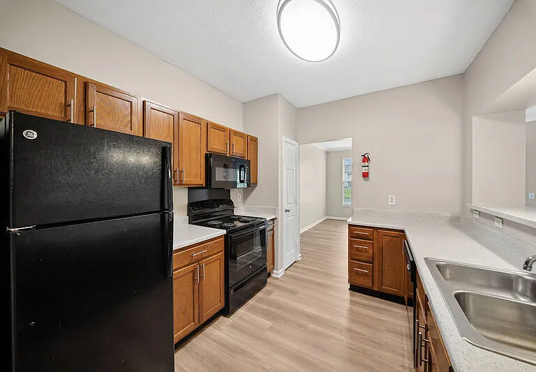 Summit Pointe — Photo 12