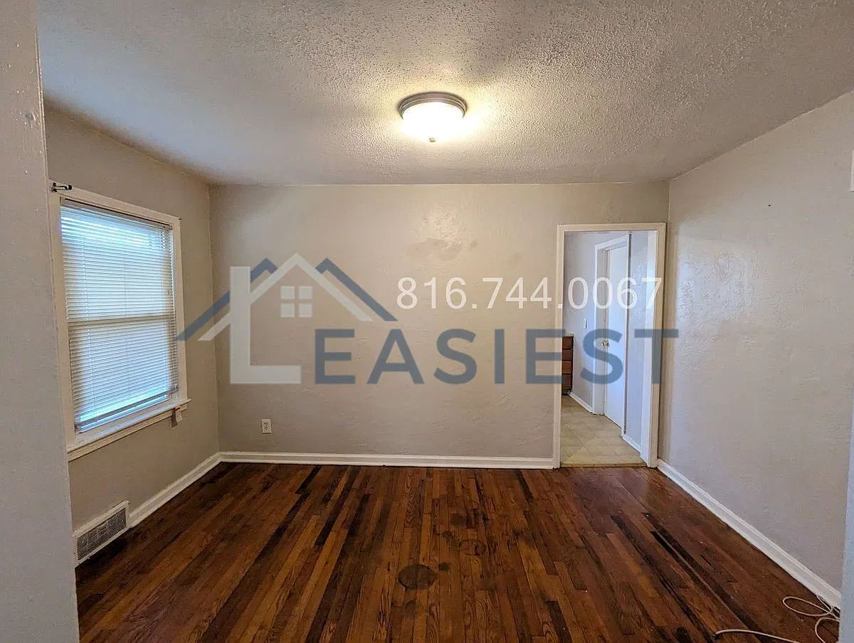 2 bed, 1107 sqft, $925 — Photo 3