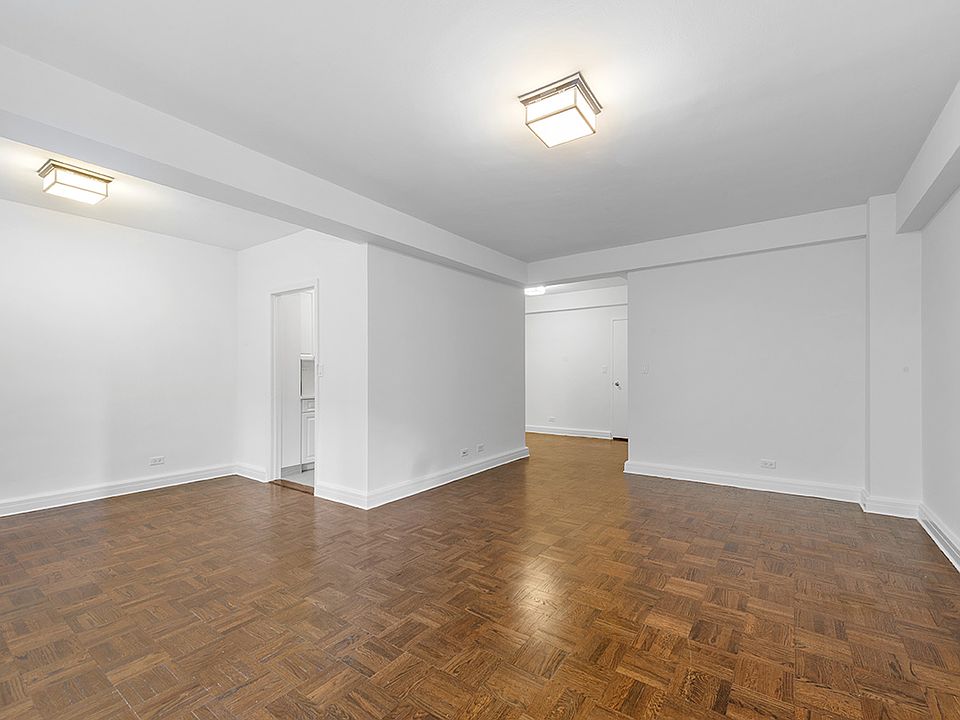 1st image of 136 E 55th St APT 3C