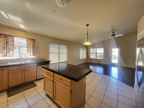 5th image of 3327 E Brookwood Ct