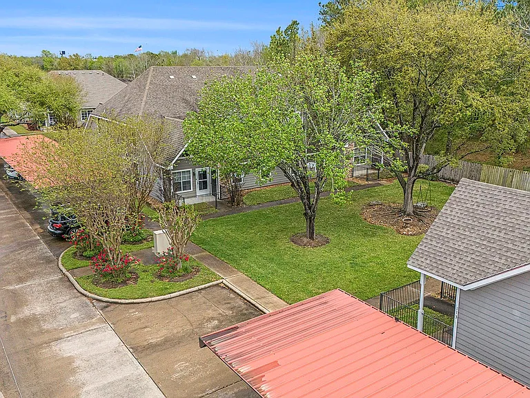 211 Hunt Rd #211 — Photo 25