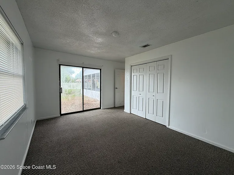 760 John Adams Ln — Photo 6