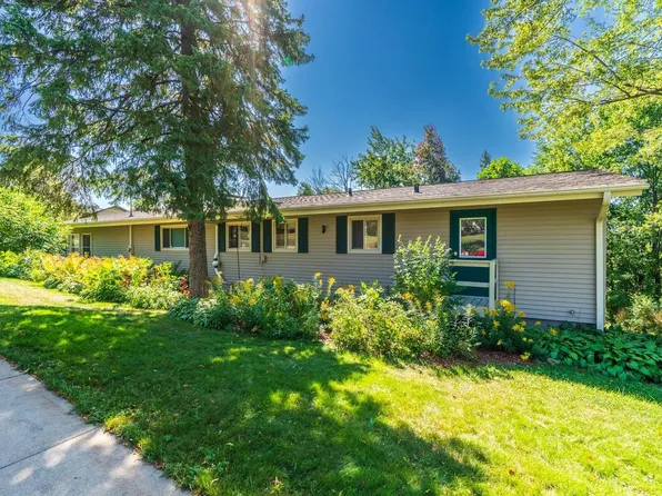 1115 HILLCREST AVENUE, Wausau, WI 54401