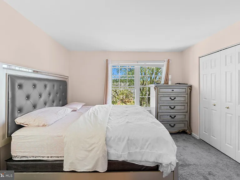 2125 Cedar Barn Way — Photo 18