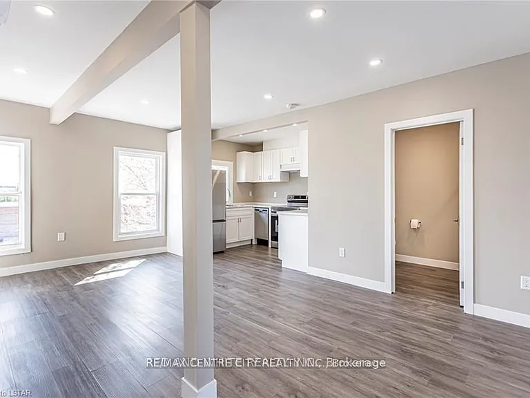 279 William St #2 — Photo 8