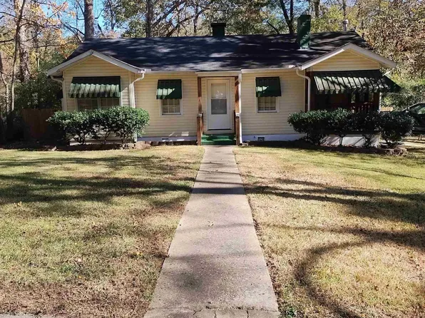 108 Westbrook Rd, Bessemer, AL 35023