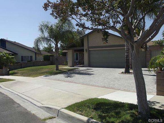 3rd image of 1619 N Isadora Way