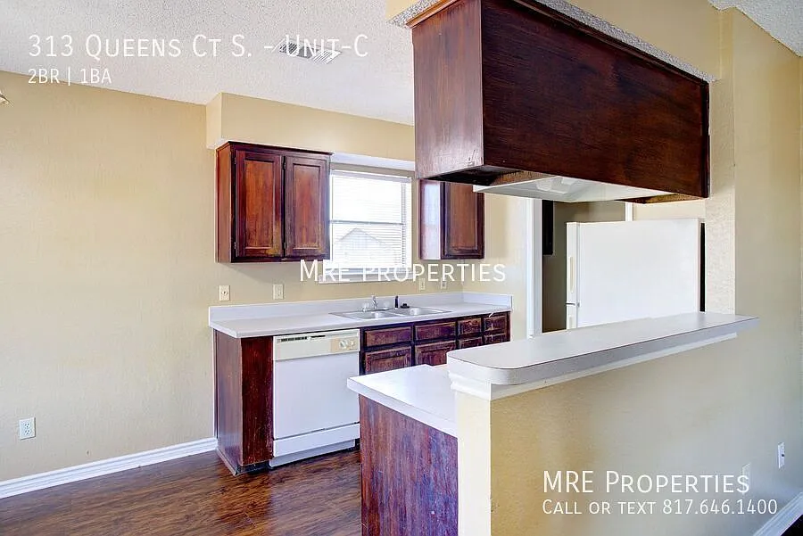 Be First in Line | Mid-August Move-In | 2 Bedroom Mansfield Apartment for Lease — Photo 4