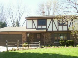 800 Green Valley Ave, Green Bay, WI 54301