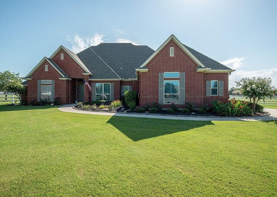 1st image of 11400 Lauren Christopher Ct