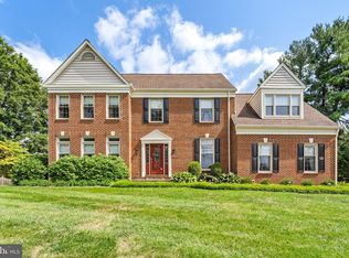 8271 Lees Ridge Rd, Warrenton, VA 20186