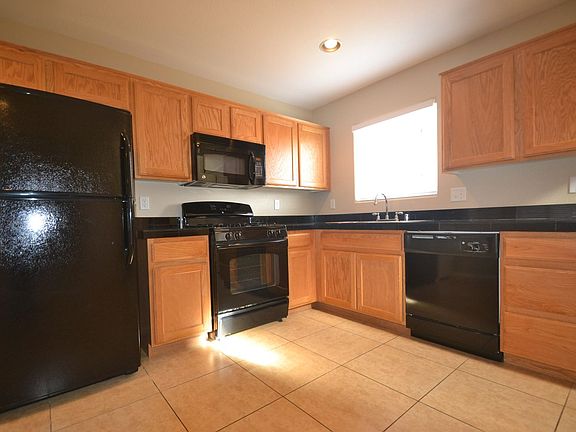 5th image of 6098 Aripeka St