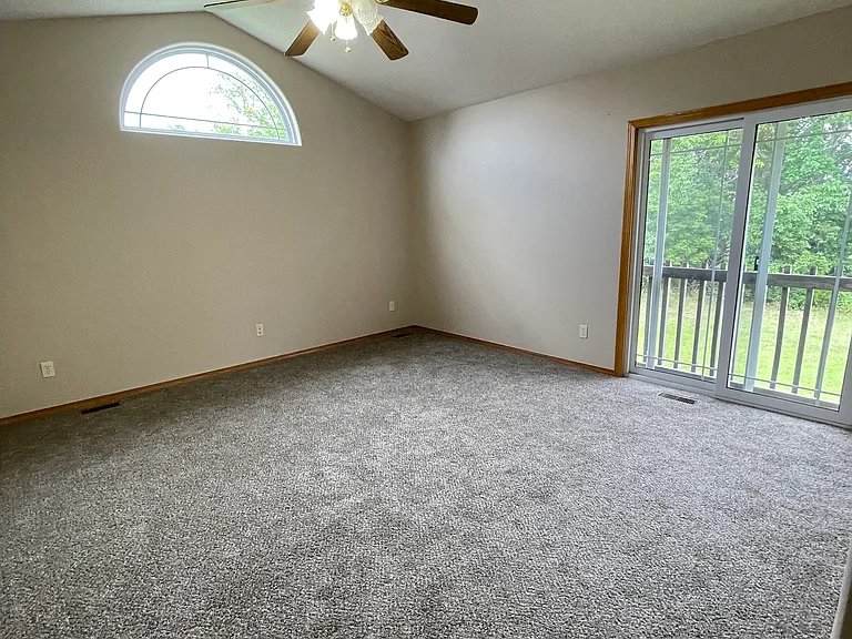817 E Hedgewood St — Photo 6