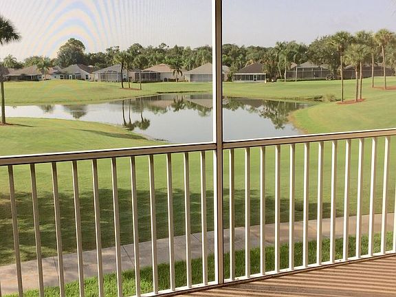 3rd image of 20721 Country Creek Dr