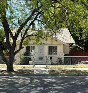 915 Pacific St, Bakersfield, CA, 93305