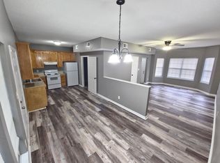 101 Thames Rd, Byron, GA 31008